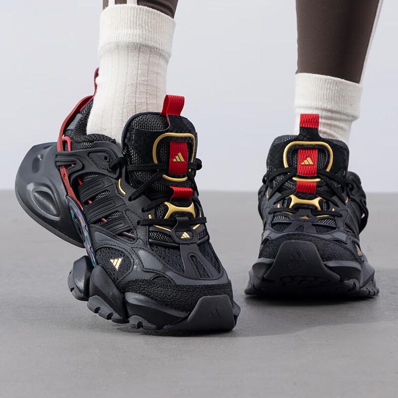 adidas XLG Runner Deluxe Running Shoes JQ2974