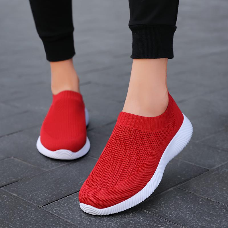 Light Breathable Women's Flats Knitted Mesh Running Sports Shoes Slip-on Walking Loafers Mother Shoes