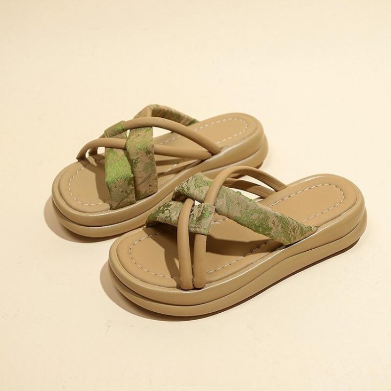 

Cross strap show feet thin sandals new summer leisure seaside vacation one-word thick bottom drag 35 зелёный