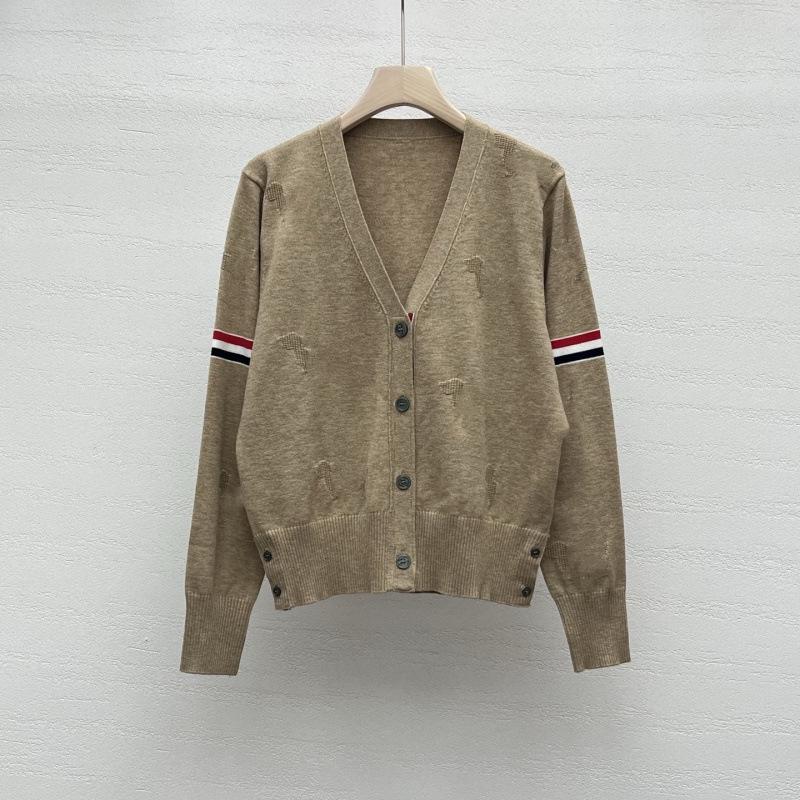 European Academy Style V-neck Logo Jacquard Cardigan - Spring Collection