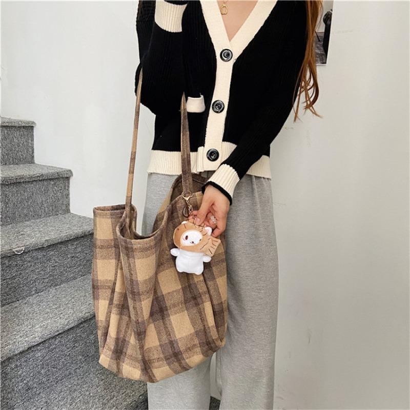 Simple plaid woolen shoulder bag, handheld cloth bag, student large-capacity shopping bag, lazy wind women's bag