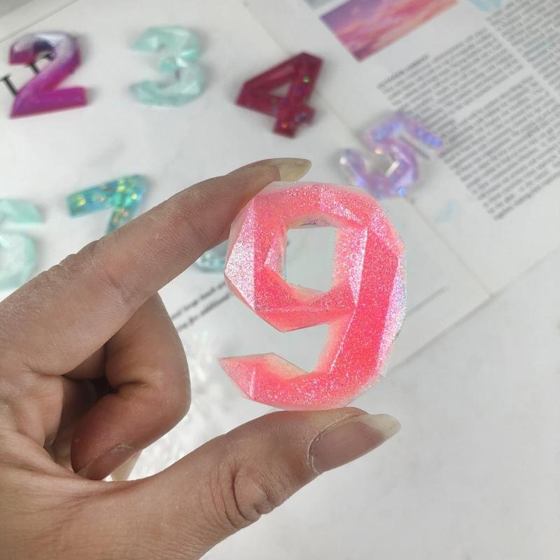 Semi-Stereoscopic Resin Keychain Molds DIY Alphabet Number Casting Mold Jewelry Craft Making Tools for Making Ornaments