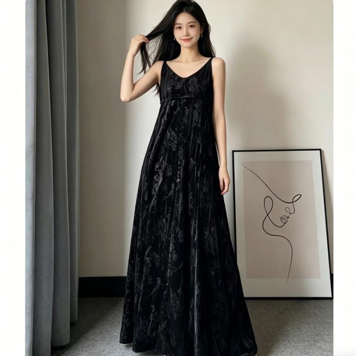 New Chinese-style jacquard suspender dress for women's spring and summer V-neck waist and thin temperament gentle wind long swing dress