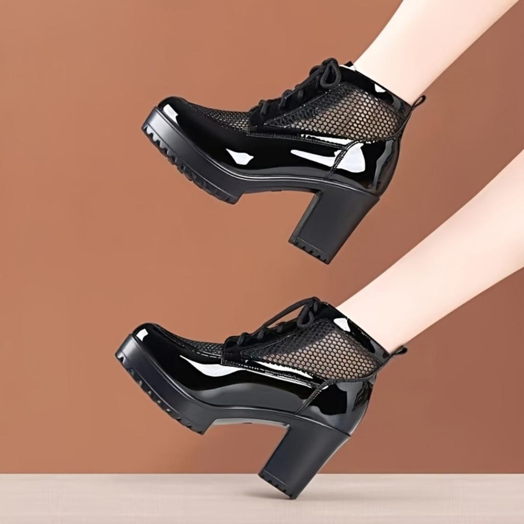 New Short Mesh Boots, Fashionable Boots, Thick Heels, High Heels, Round Toe, Slimming and Height Increasing Martin Boots