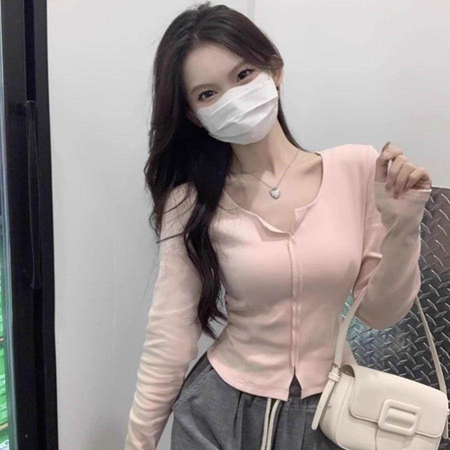 

Стильная розовая футболка с длинным рукавом с разрезами для женщин - прилегающий базовый слой из немецкого бархата для осени и зимы L (50-57.5 kg)