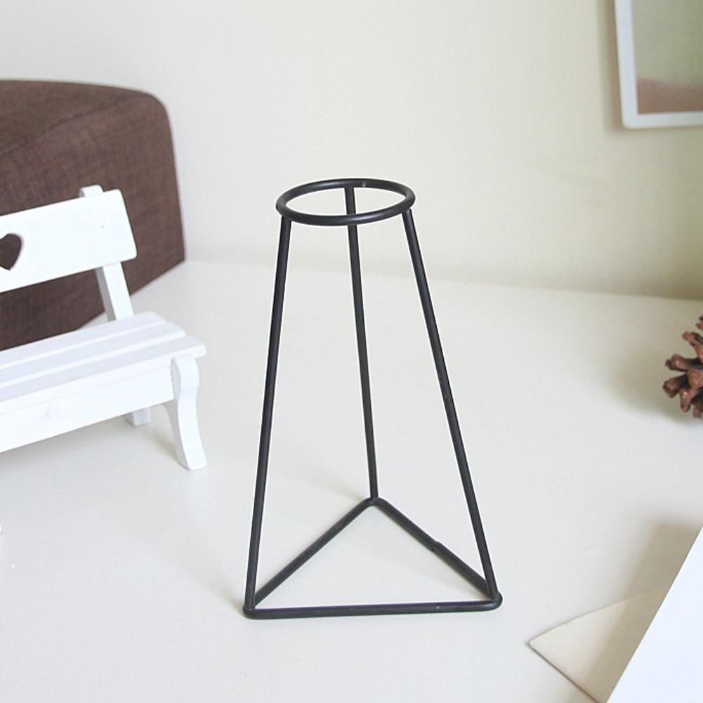 Neue nordische kreative Vase Home Decor Goldene Glasvase Hydrokulturpflanzenhalter Eisenlinie Blumen Ornament Home Gartendekoration