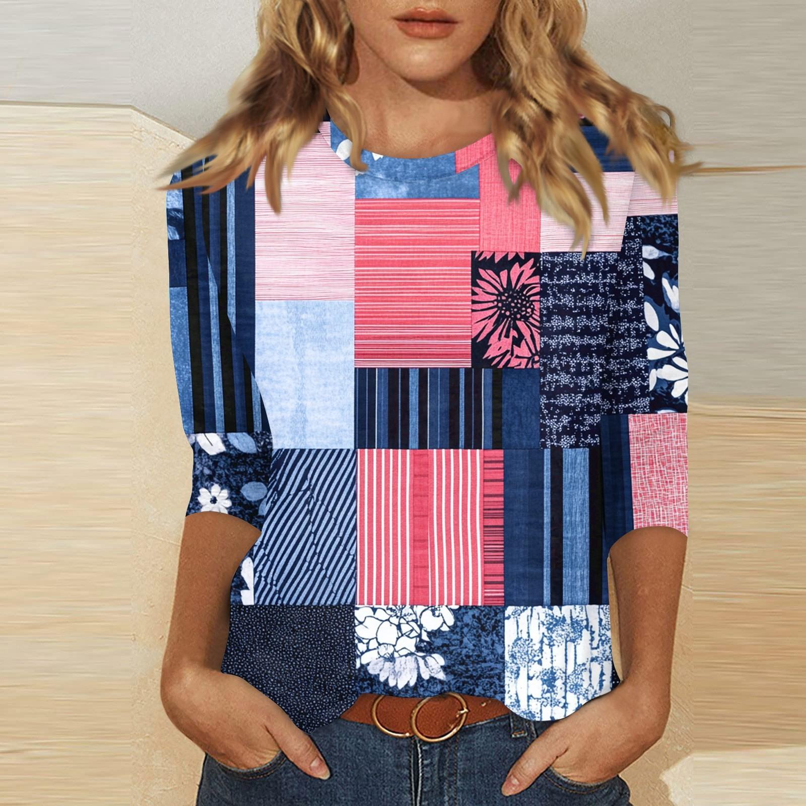 

Женский топ с круглым вырезом, рукавом 3/4 и принтом Эд S