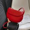 Niche design simple bag women's summer new trendy shoulder messenger bag high sense versatile commuter saddle bag