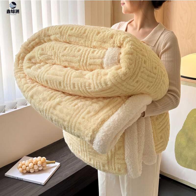 Cozy Jacquard Lamb Wool Blanket