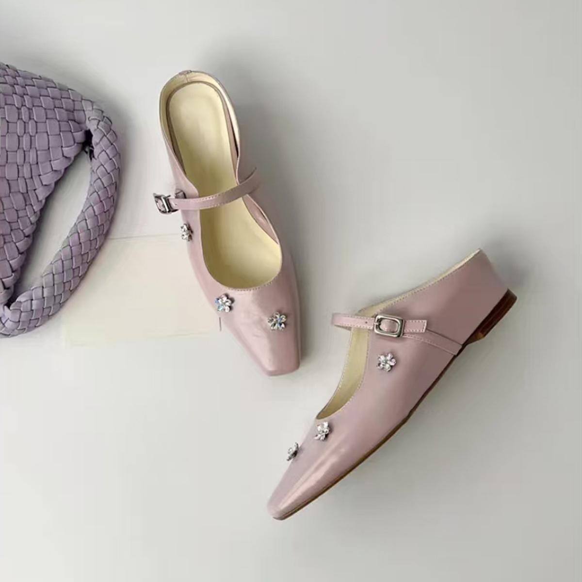 

Blue Cabinet Edition~ French Versatile One-word Button Half Slippers Women s Rhinestone Square Head Inner Height Increase Shallow Soft Leather Baotou 40 розовый