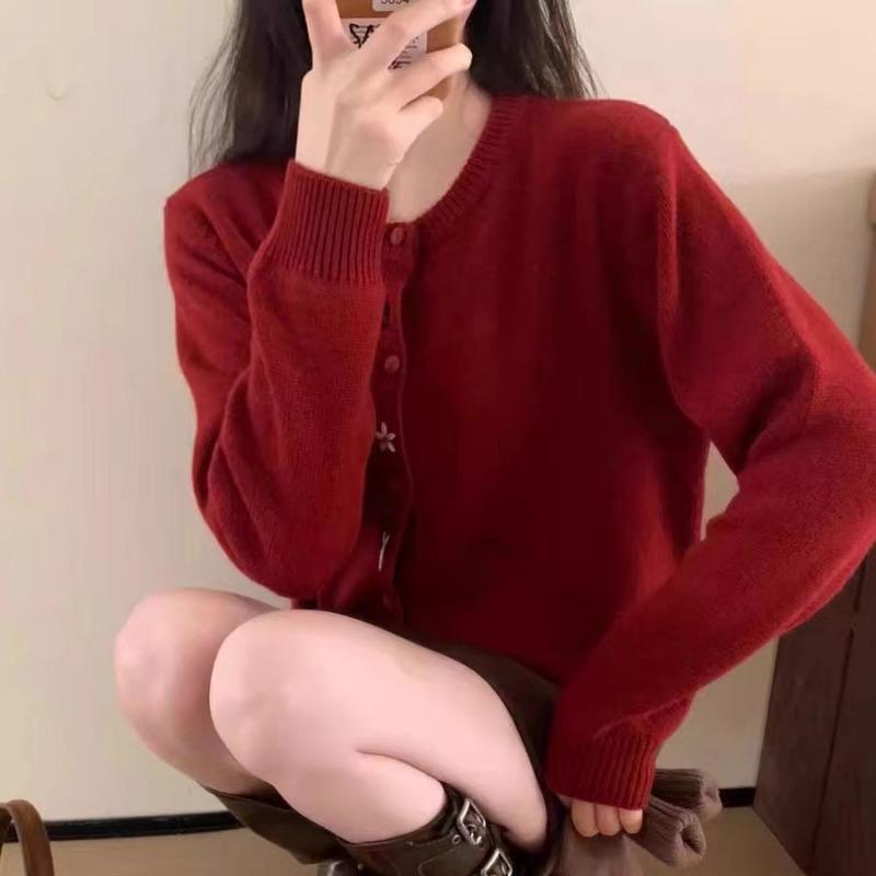 Spring and Autumn New Small Knitted Cardigan Button Design Sense Advanced Sense Embroidery Soft Waxy Sweater Jacket Women