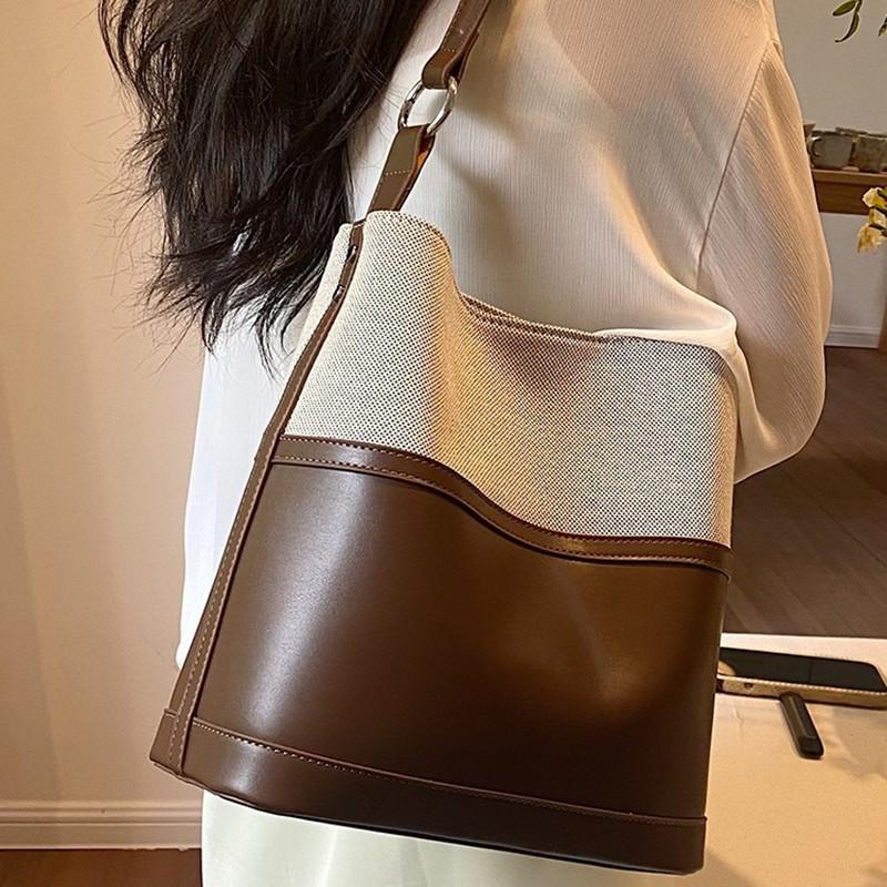 2025 New Fashion Women Patchwork Bucket Bag Fashionable Commuter Underarm Single Shoulder Bag Korean Version Casual Handbags