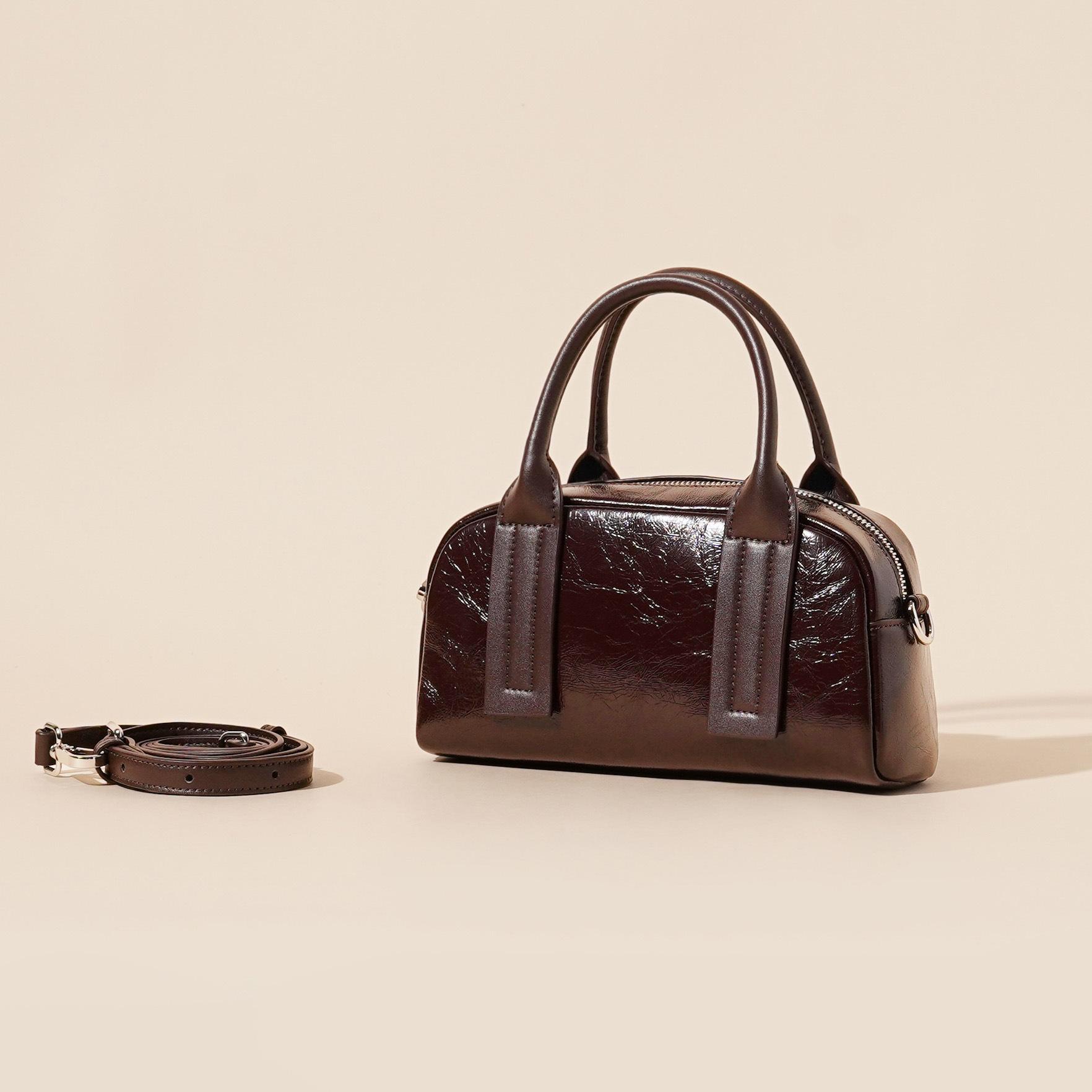 

Первый слой коровьей кожи ретро нишевый новый дизайн модная сумка-подушка модная на плечо через плечо 24*8*12cm