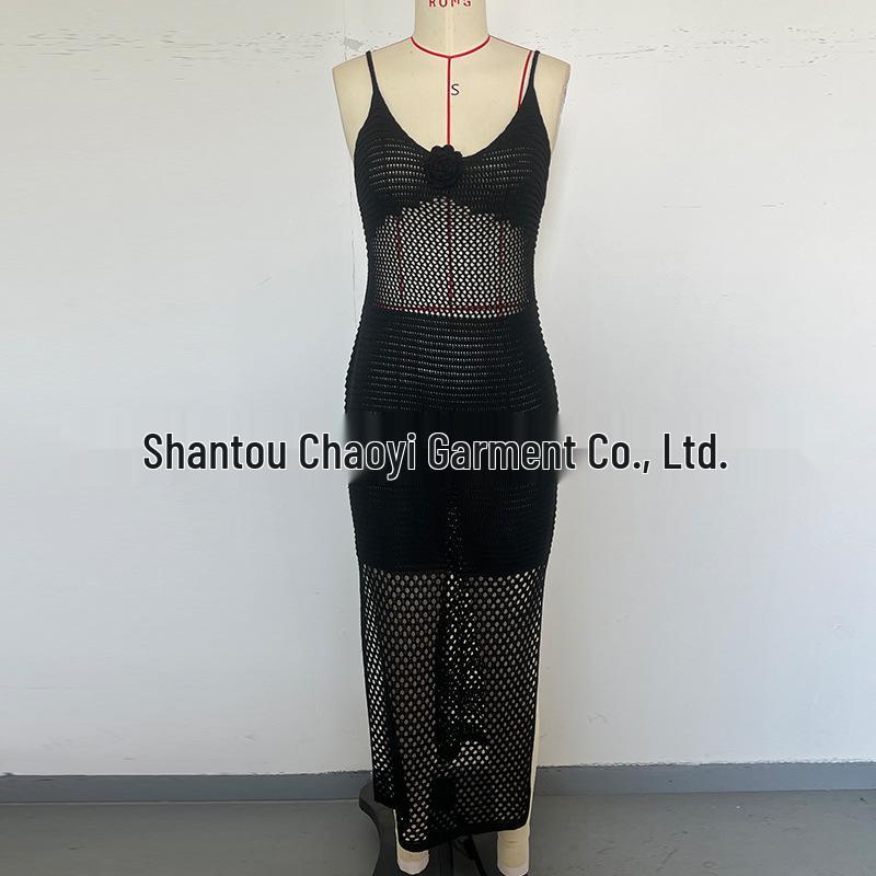 3D Häkel Maxikleid mit hohem Schlitz, Spaghetti-Trägern und Cut-Outs