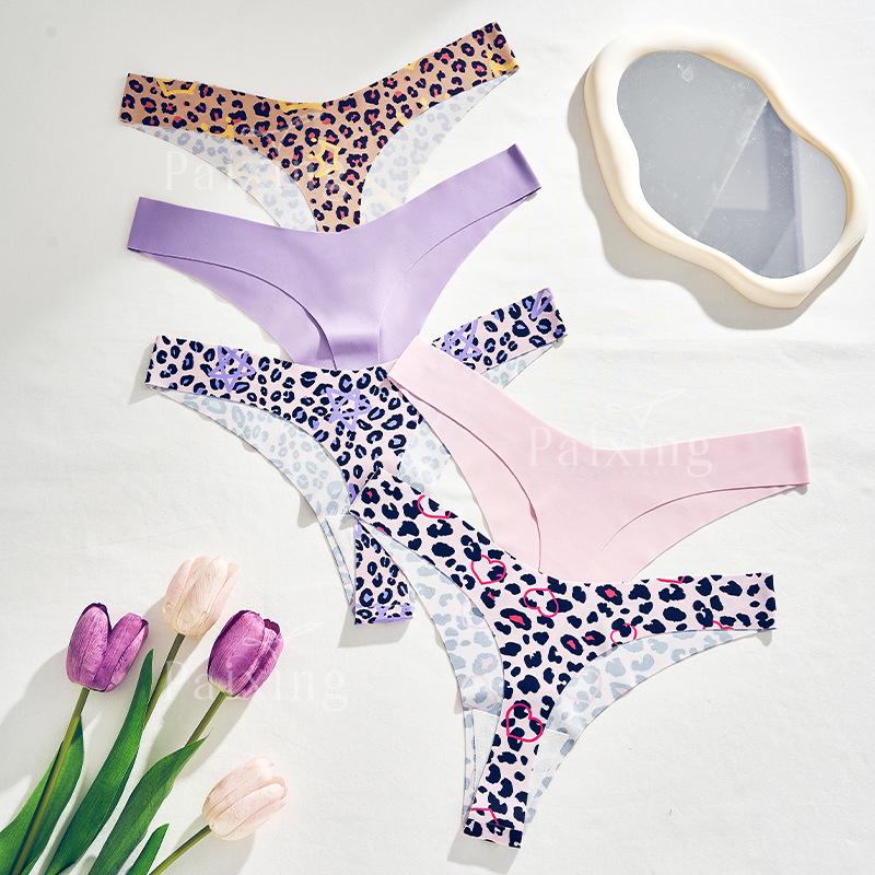 Leopard Heart Print Low-Rise No-Stripes Cotton Thong