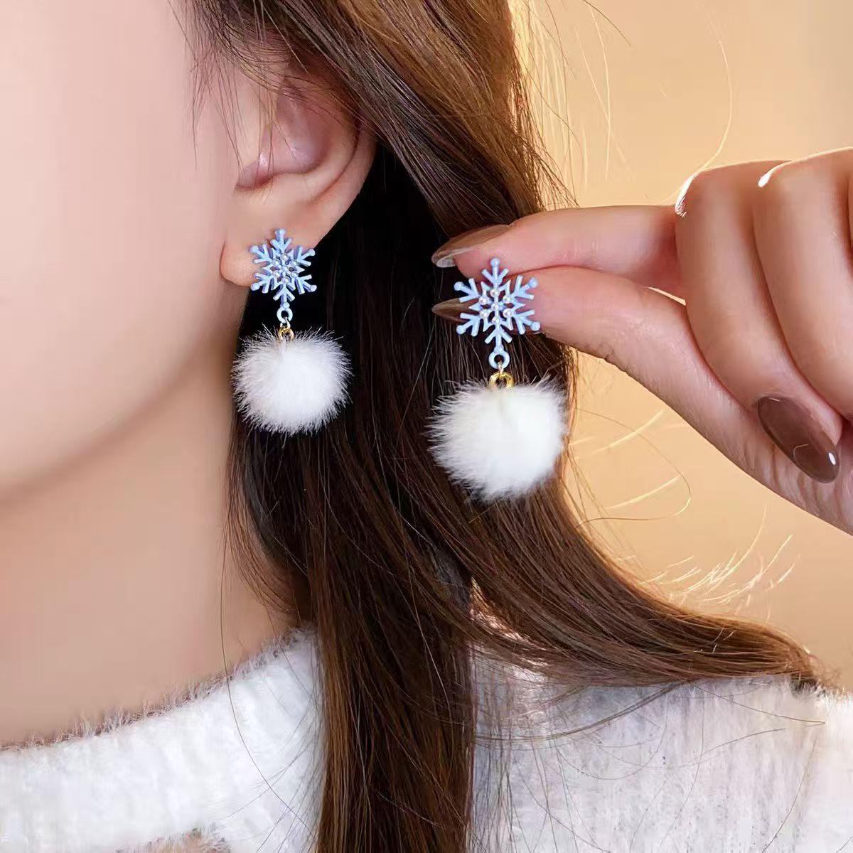 Blue Snowflake Tassel Earrings - Fairy Atmosphere Christmas Studs, Niche Design