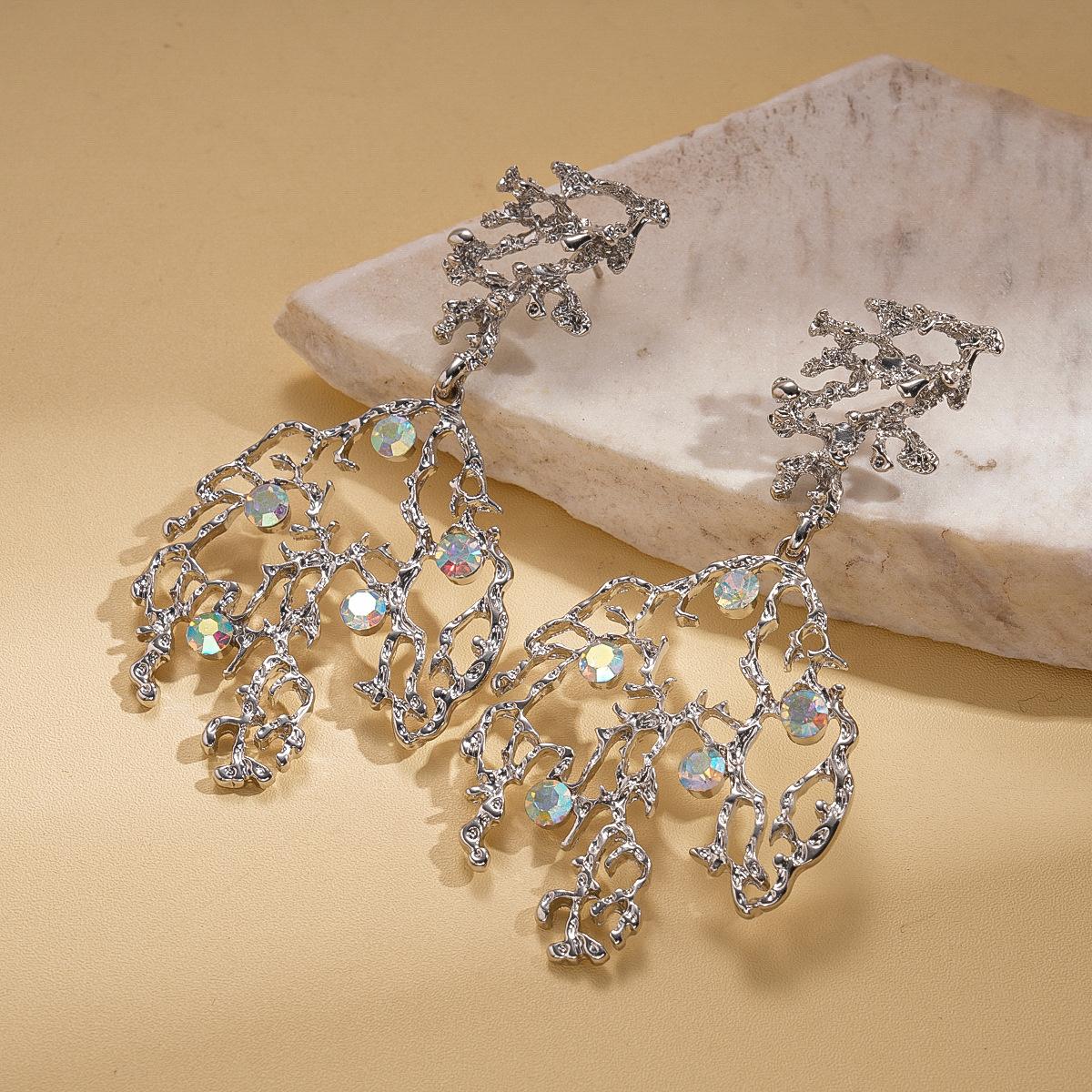 Diamond pleated hollow leaves silver needle earrings personalized unique stud earrings