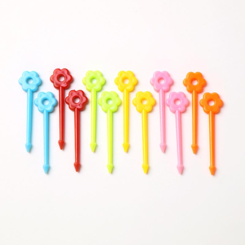 Cartoon Giraffe Fruit Forks: Cute Animal Picks for Kids Bento