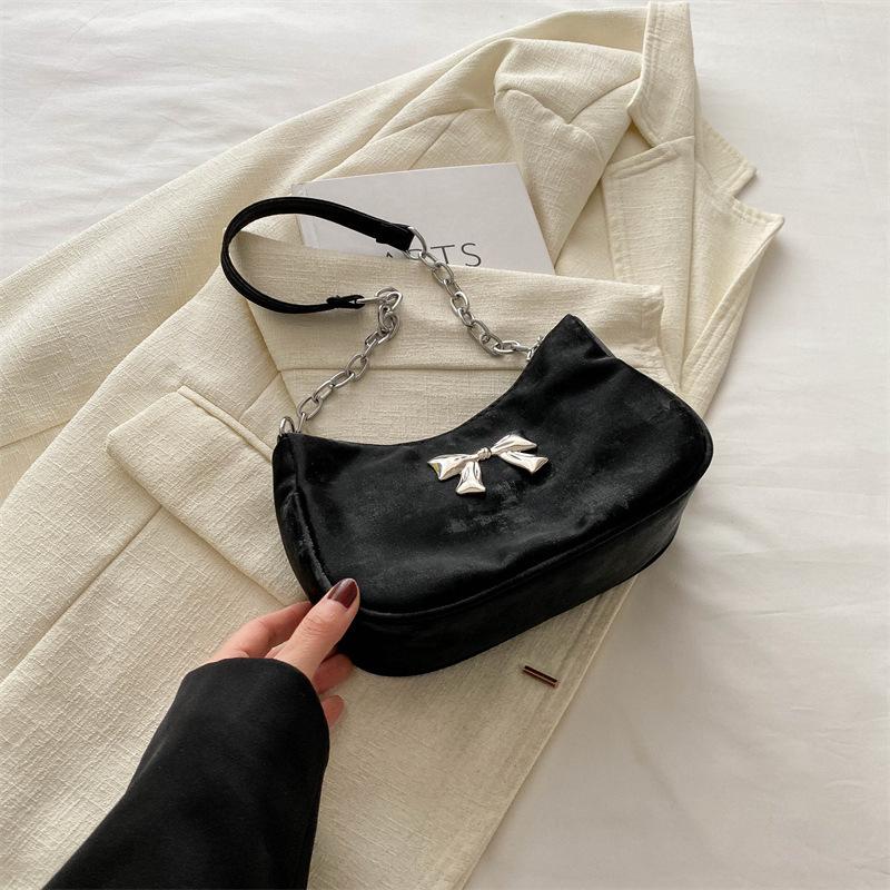 Korean Version Trendy One-shoulder Armpit Bag 2025 New Texture Foreign Style Bow Design Fashionable and Simple One-shoulder Messenger Bag