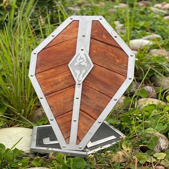 45.72 cm Templar Wooden Shield Norse Mythology Valhalla Viking Shield Uthentic Battleworn Heater Shield Best Gift For Him