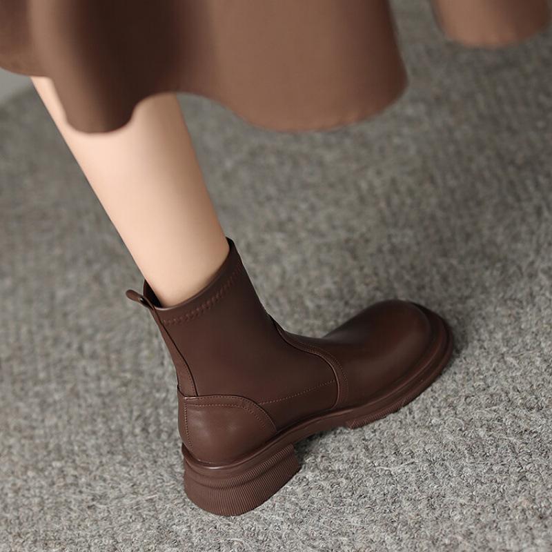 Korean Version of Round-toed Martin Boots for Women's New Thick-soled Non-slip Large-size Women's Boots, Low-heeled Comfortable Leather Boots, Autumn