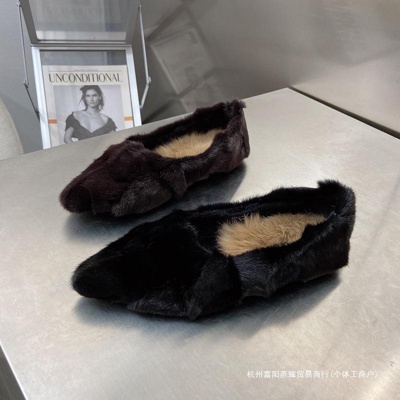 Mao Mao shoes women's autumn and winter velvet cotton ladyshoes Mori pointed head shallow mouth mink single shoes Doudou shoes boat shoes flat women'
