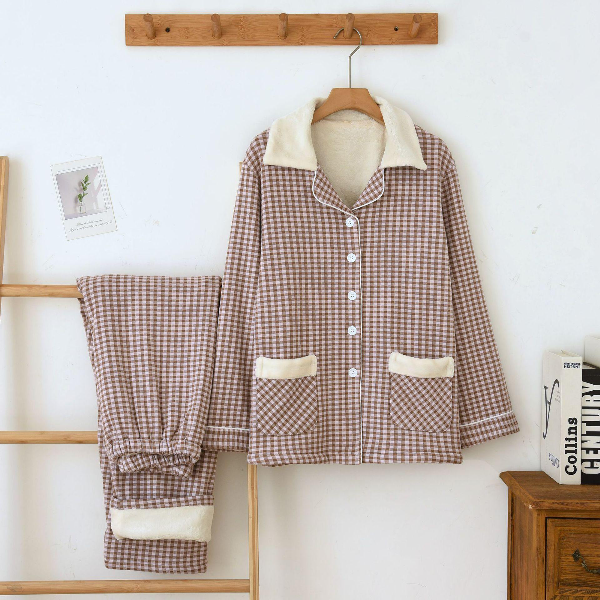 

Women s Plus Size Flannel Patchwork Plaid Pajama Set: Warm Layered Design for Autumn & Winter Extra Large