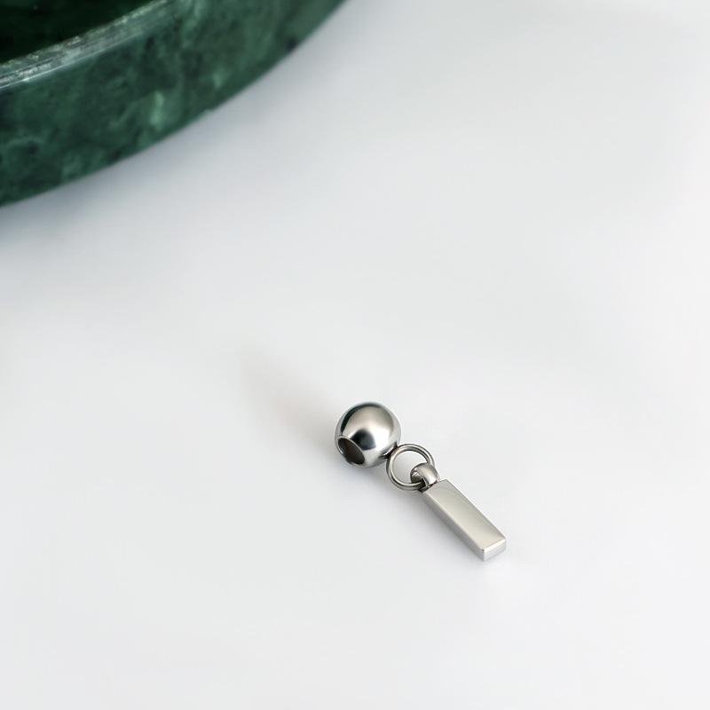 DIY Letter Necklace: 26 English Letter Pendant, Pull-Out Chain, Personalized Single Pendant Accessories