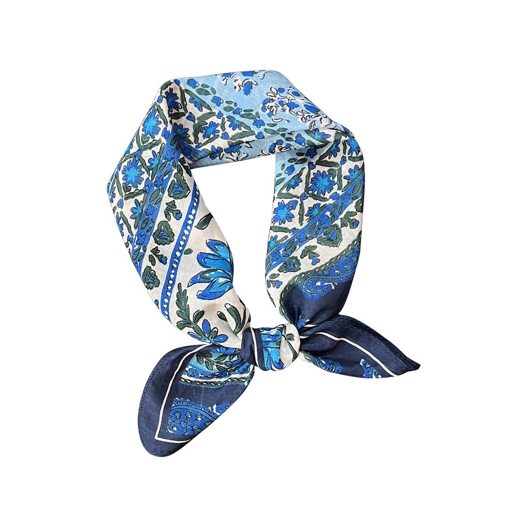Retro small square scarf female literary French Korean version fashionable foreign style versatile neck protection small scarf multi-functional hai