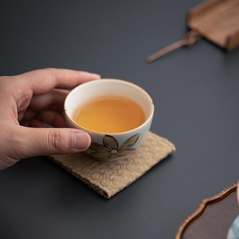 Japanese-Style Cherry Blossom Ceramic Kung Fu Teacups Creative Ice Gray Glaze Household Tea Utensils Single Cup 2025 New