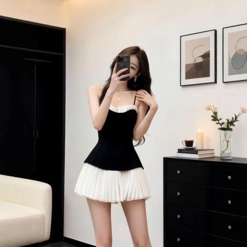Sweet Girly Black and White Color Blocked Pleated Mini Dress with Heart Neckline  Ladies' Spaghetti Strap Ruffle Waist Fitting Party Club Short Dress
