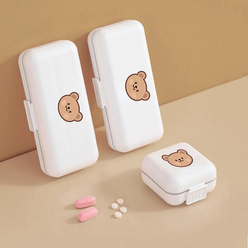 Niedlicher kleiner Bär, tragbar, doppelschichtig, zum Ausgehen, separat verpackt, Medikamentenaufbewahrung, Kunststoff-Pillendose, Behälter