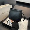 Tasche Premium Vielseitige Beuteltasche Herbst und Winter Neue Nische Damen Retro Schulter Crossbody Tasche