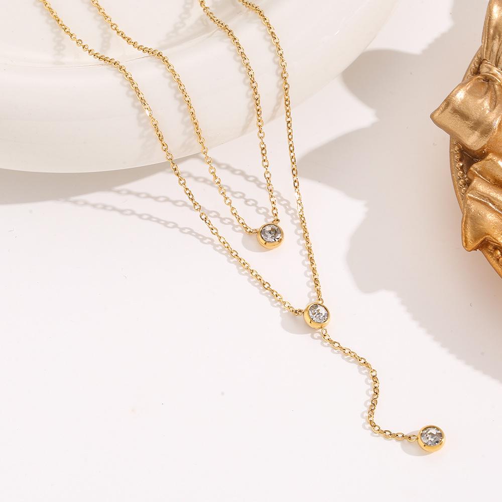 Elegant 18K Plated Titanium Steel Cross Necklace for Women - Light Luxury Clavicle Chain That Resists Fading
