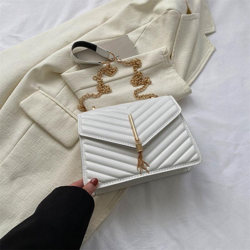 Fashionable Chain Strap Small Square Bag For Women Stylish Simple Design Casual Everyday Use