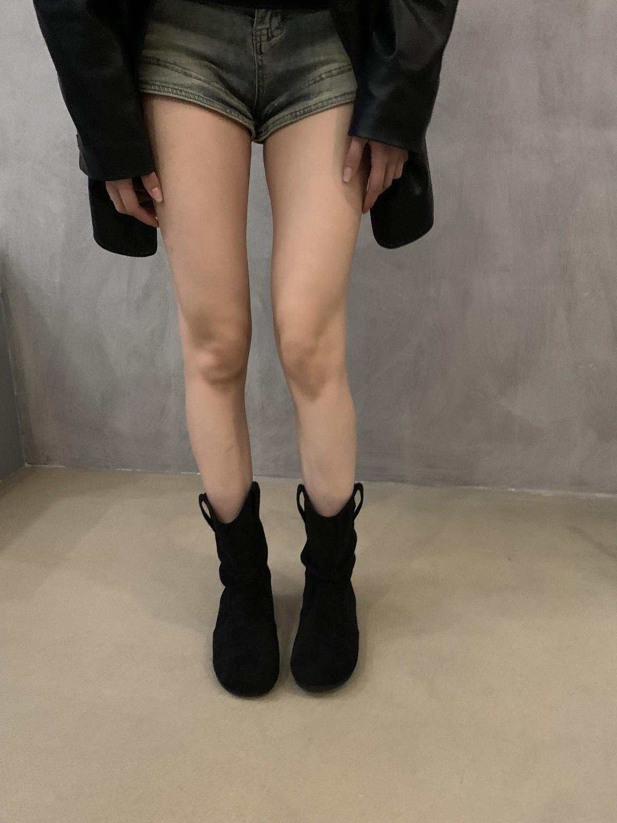 

Интернет знаменитости взрыв ретро круглый нос плоские короткие сапоги женская обувь 2024 осень и зима куча вестерн ковбойские сапоги рыцарские сапоги 39