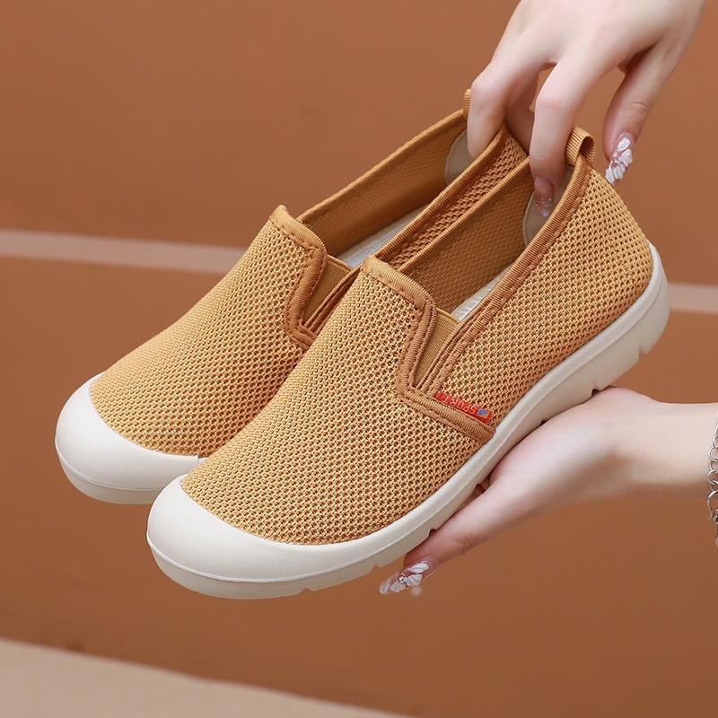 Summer new women's shoes fashionable versatile mother shoes casual sports lightweight single shoes wear-resistant breathable lazy shoes