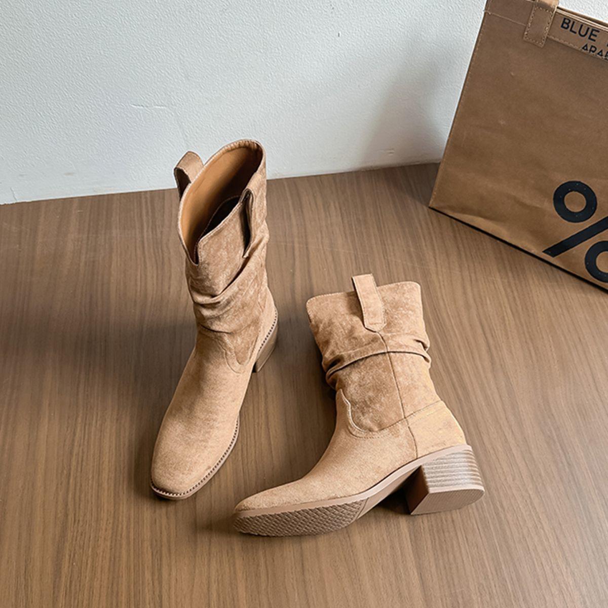 

Мягкая кожаная версия! Западные плиссированные короткие ботинки женские ботинки на меху ретро британский стиль маленький человек внутренняя высота увеличение средней длины голенища ботинки Мартин 40