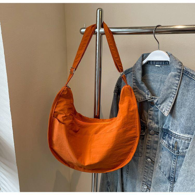 Waterproof Nylon Cloth Bag Messenger Bag New Versatile Dumpling Bag Simple Large Capacity Student Class Shoulder Bag