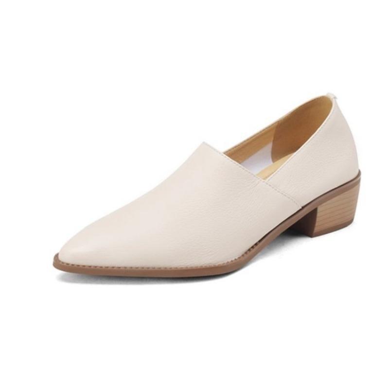 Retro Pointed Toe Kick Loafers Shoes for Women in Spring 2025, New Style with Thick and Medium Heels, Casual Small Leather Shoes