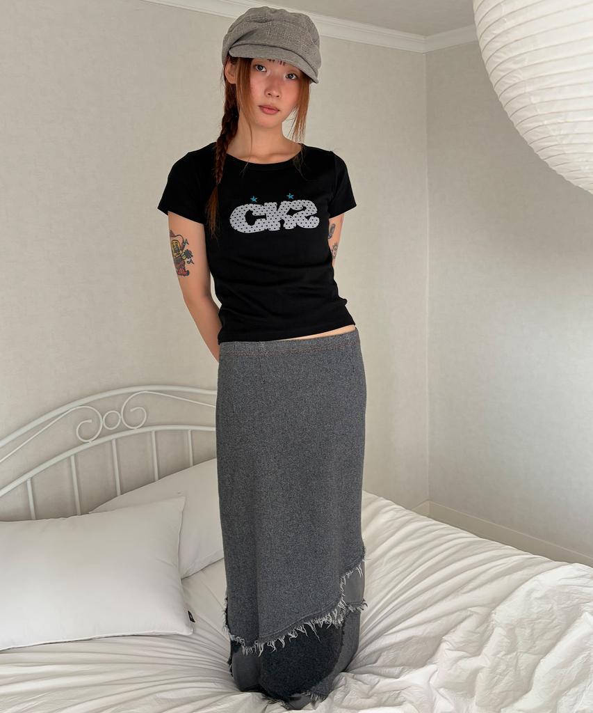 CHICKS Dot Star Bold Logo Slim Fit Short Sleeve T-Shirt Black
