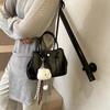 Hand Bag Women's Shoulder Bag Flow Fashion Messenger Bag