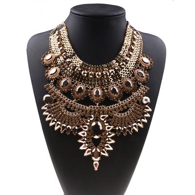 Fashion Exaggerated Necklace, Alloy Diamond-Encrusted Short Necklace, Crystal Necklace, Jewelry
