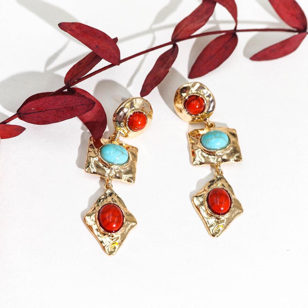 Vintage Zinc Alloy Retro Irregular Earrings - High-End Niche Design for Women