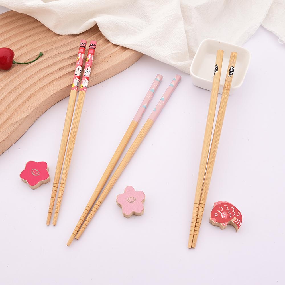 5 Pairs Bamboo Wooden Chopsticks Chinese Food Tableware Japanese Sushi Sticks Washable Dishes Kitchen Accessories Set