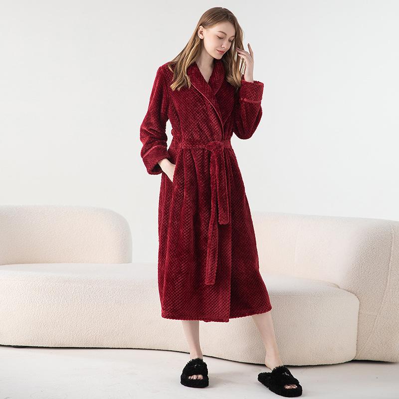 Autumn and Winter Bathrobe Padded and Thickened Couples Robe Lengthened Pajamas Women Bebe Velvet Comfortable Homewear