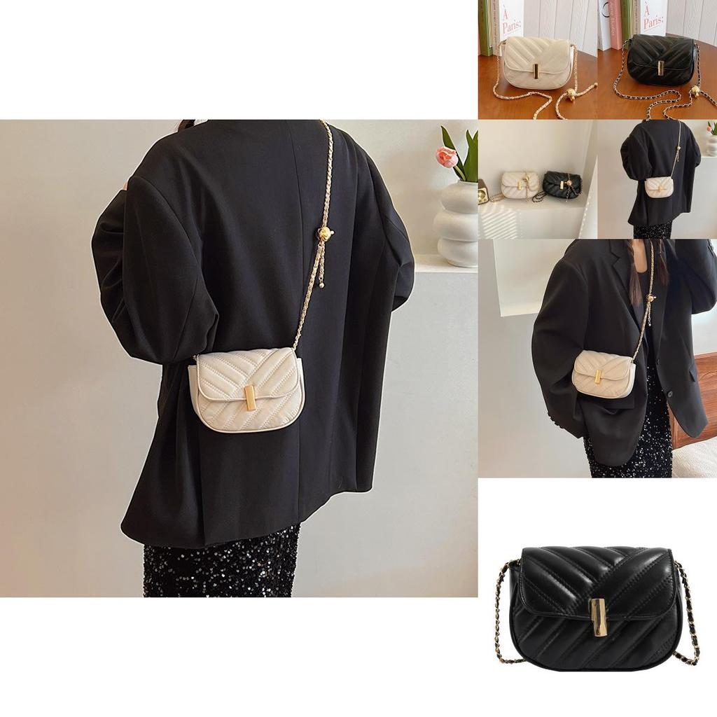 Chic Women's Small Chain Crossbody Bag Fashionable Spring 2024 Pu Leather Minimalist