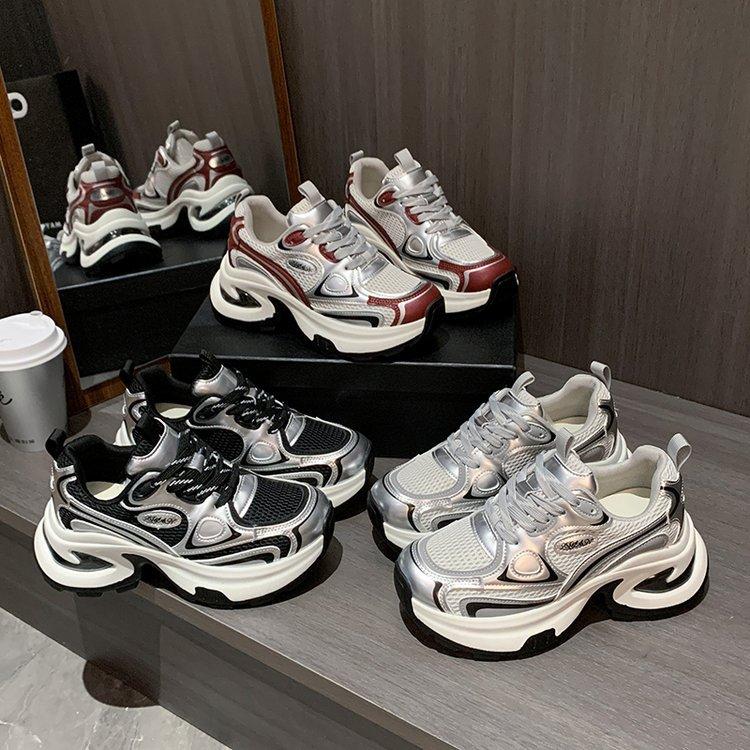 Versatile Silver Dad Shoes for Women In the Autumn of 2025, the New Models Add Versatile Sports Shoes, and Students Increase Their Height Casual Shoes