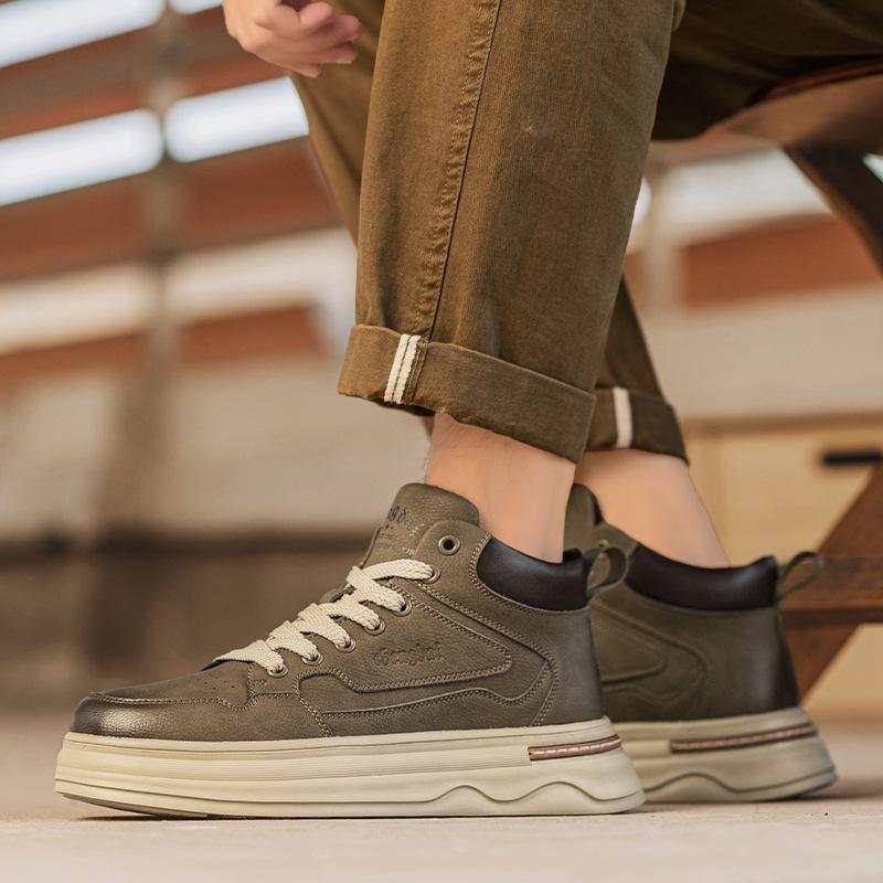 New shoes microfiber leather surface British casual retro comfortable mid-top thick-soled cushioning skateboard shoes