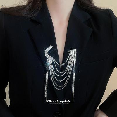 Elegante Broche Geométrico Francés con Borla de Pedrería - Lujoso Pin de Moda Multicapa para Mujer